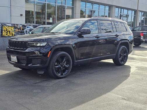 2023 Jeep Grand Cherokee L Altitude
