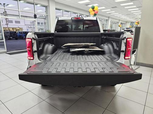 2026 RAM 1500 RHO Crew Cab 4x4 5'7' Box