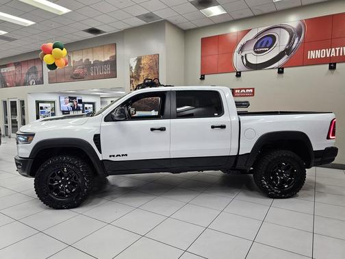 2026 RAM 1500 RHO Crew Cab 4x4 5'7' Box