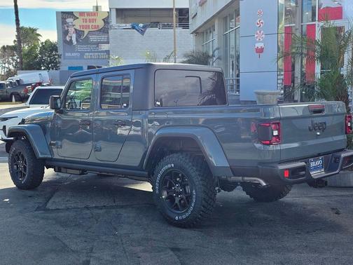 2026 Jeep Gladiator Willys 4x4