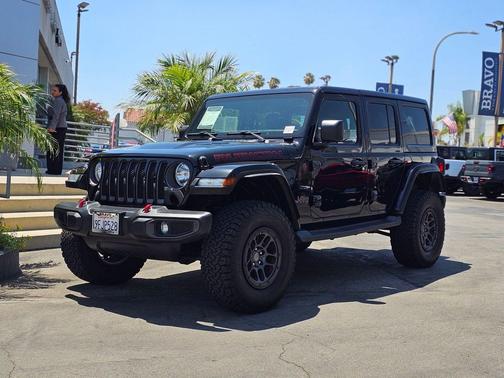 Black Clearcoat 2023 Jeep Wrangler Rubicon