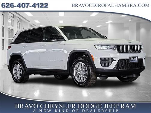 2025 Jeep Grand Cherokee Laredo
