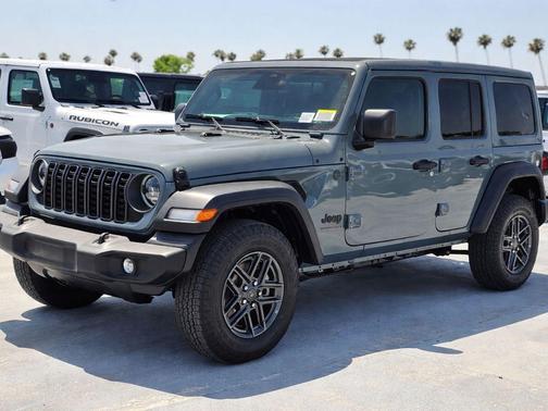 Anvil Clearcoat 2026 Jeep Wrangler Sport S