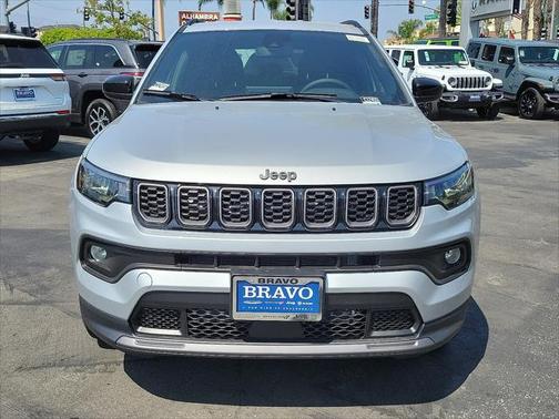 2025 Jeep Compass Latitude
