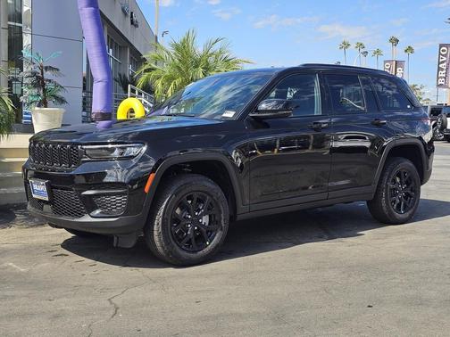 2025 Jeep Grand Cherokee Altitude