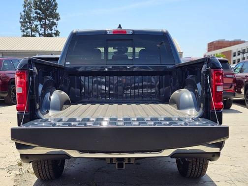 Forged Blue Metallic 2026 RAM 1500 Big Horn/Lone Star