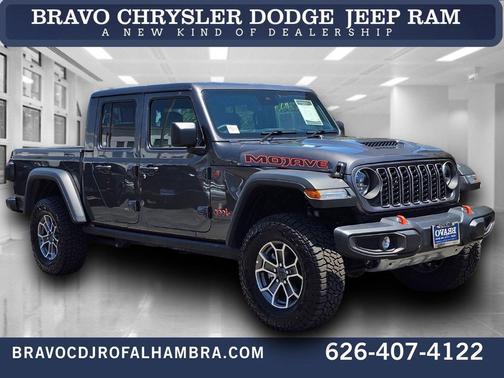 Granite Crystal Metallic Clearcoat 2025 Jeep Gladiator Mojave 4x4