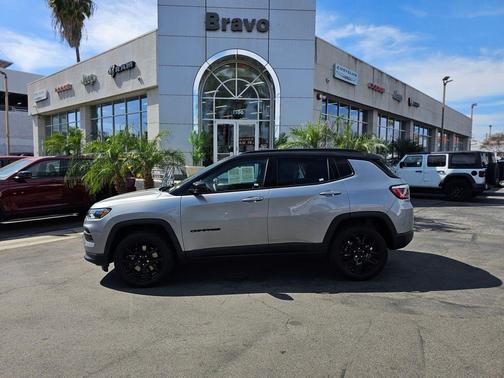 2023 Jeep Compass Latitude