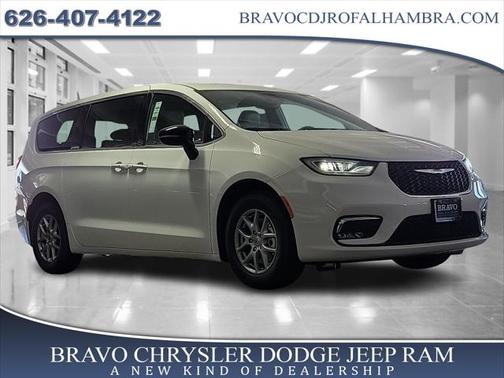 2025 Chrysler Pacifica L