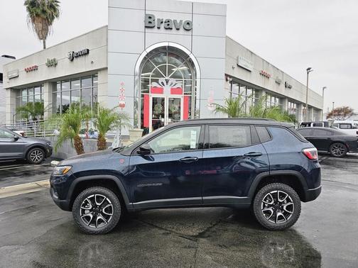 2026 Jeep Compass Trailhawk