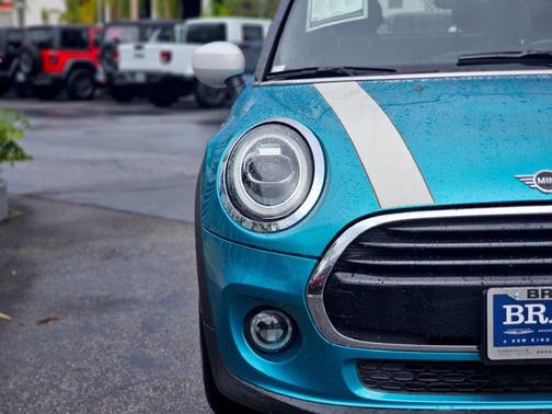 Caribbean Aqua Metallic 2020 MINI Convertible Cooper
