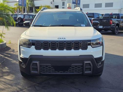 Bright White Clearcoat 2026 Jeep Cherokee Limited