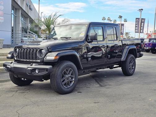 2026 Jeep Gladiator Sport S