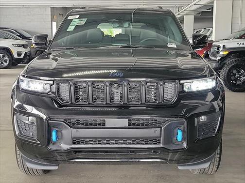 2025 Jeep Grand Cherokee 4xe Anniversary Edition