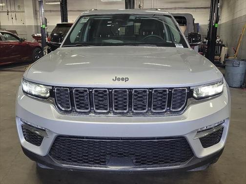 2023 Jeep Grand Cherokee Limited X