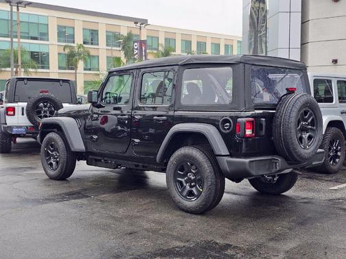 Black Clearcoat 2026 Jeep Wrangler Sport S