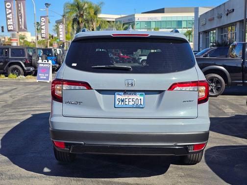 2022 Honda Pilot 2WD Sport