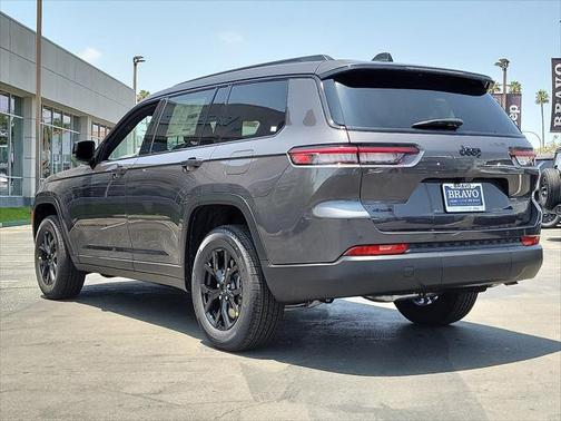 2025 Jeep Grand Cherokee L Altitude