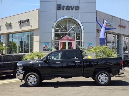 2025 RAM 2500 Tradesman Crew Cab 4x4 6'4' Box