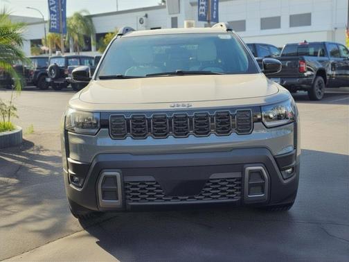 Sting-Gray Clearcoat 2026 Jeep Cherokee Laredo 4x4