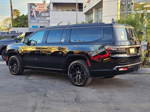 High Gloss Black 2026 Jeep Grand Wagoneer L Limited Reserve 4x4