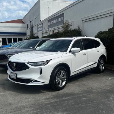 Platinum White Pearl 2023 Acura MDX Standard
