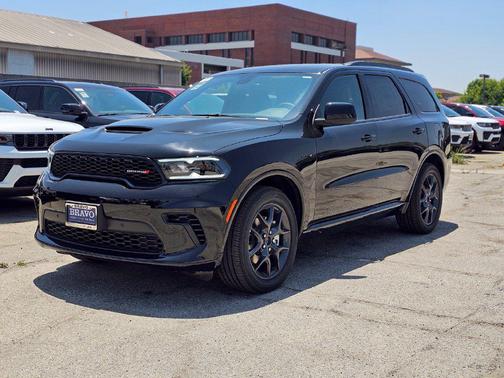 DB Black Clearcoat 2026 Dodge Durango GT AWD HEMI V8