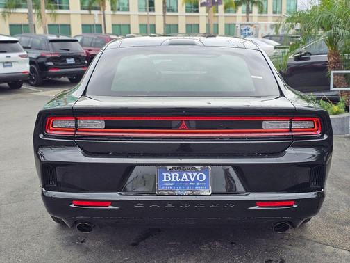 Diamond Black Crystal Pearlcoat 2026 Dodge Charger R/T