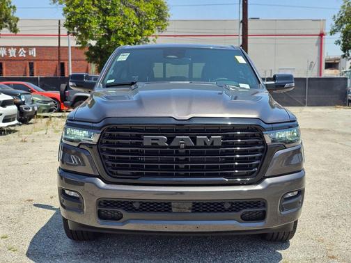 Granite Crystal Metallic Clearcoat 2026 RAM 1500 Laramie