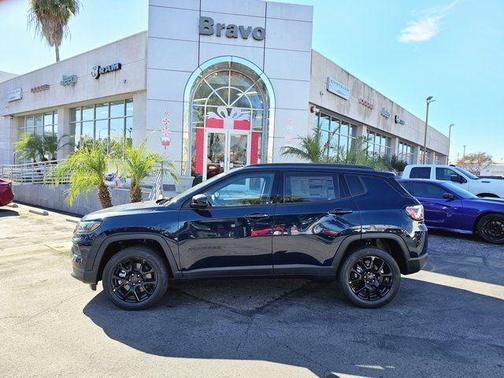 Fathom Blue Pearl Coat 2026 Jeep Compass Latitude