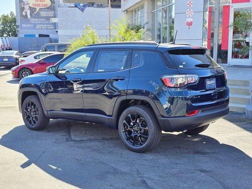 Fathom Blue Pearl Coat 2026 Jeep Compass Latitude