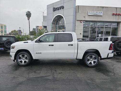 2026 RAM 1500 Express