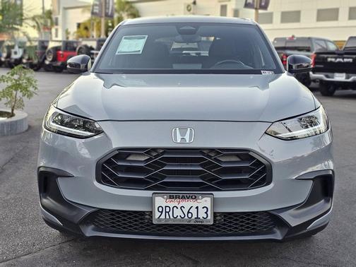 2025 Honda HR-V 2WD Sport