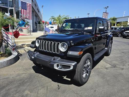 2025 Jeep Wrangler 4-Door Sahara 4x4