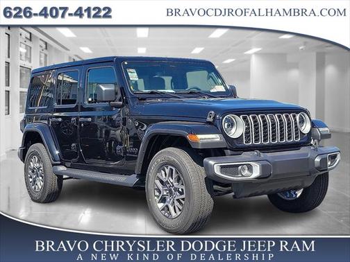 2025 Jeep Wrangler 4-Door Sahara 4x4