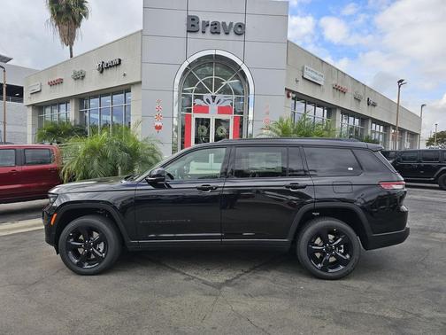2025 Jeep Grand Cherokee L Altitude
