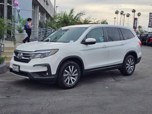 Platinum White Pearl 2021 Honda Pilot 2WD EX