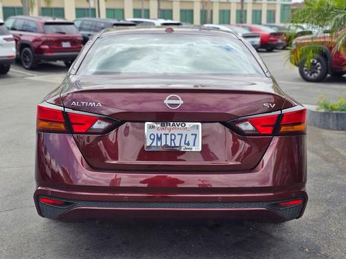 Garnet Pearl Metallic 2024 Nissan Altima 2.5 SV