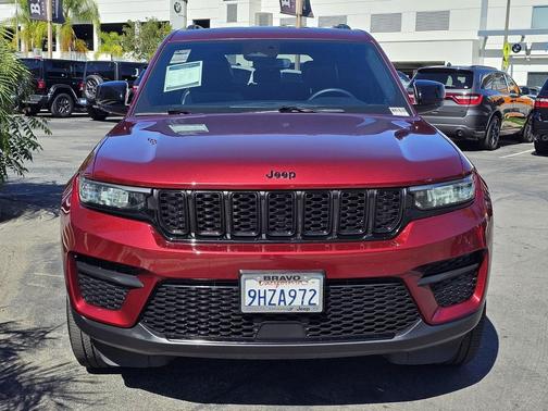 2023 Jeep Grand Cherokee Altitude