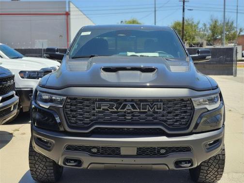 Diamond Black Crystal Pearlcoat 2026 RAM 1500 RHO Crew Cab 4x4 5'7' Box