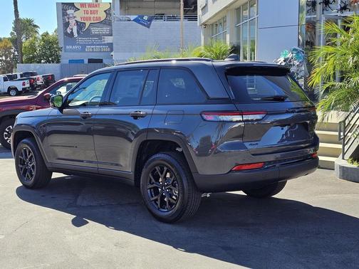 2025 Jeep Grand Cherokee Altitude