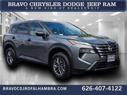 Gun Metallic 2024 Nissan Rogue S