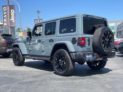 2025 Jeep Wrangler 4xe Sahara