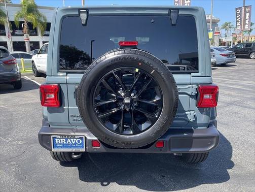 2025 Jeep Wrangler 4xe Sahara