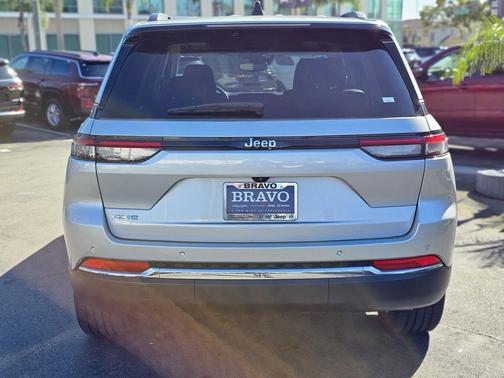 2023 Jeep Grand Cherokee 4xe Base