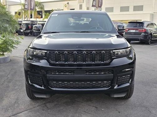 2025 Jeep Grand Cherokee L Altitude