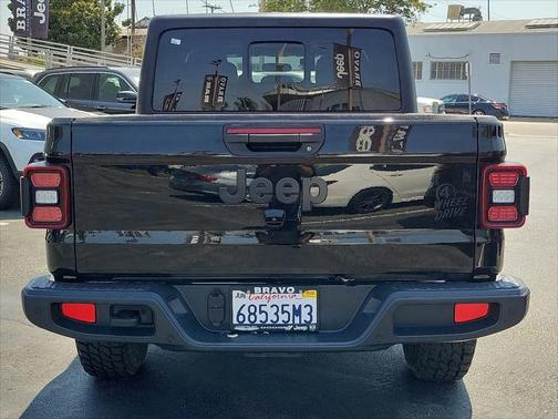 2022 Jeep Gladiator Willys 4x4