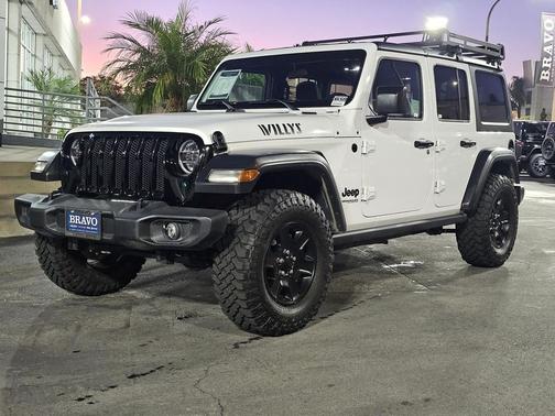 2020 Jeep Wrangler Unlimited Willys 4X4