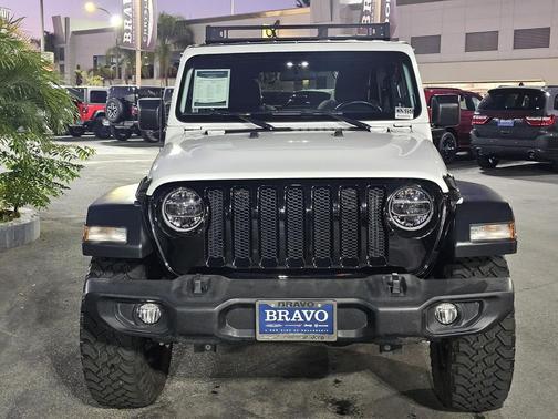 2020 Jeep Wrangler Unlimited Willys 4X4