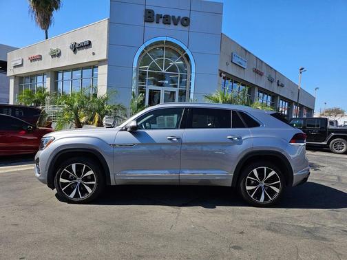 2024 Volkswagen Atlas Cross Sport 2.0T SEL Premium